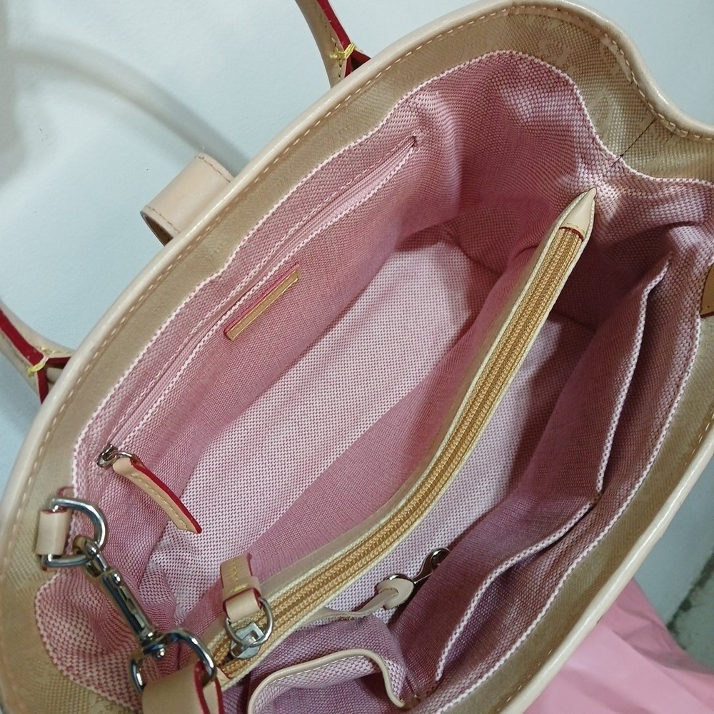 Dooney & Bourke Classic Ivory Satchel Push Lock Detachable Strap Vintage Y2K - Picture 12 of 16